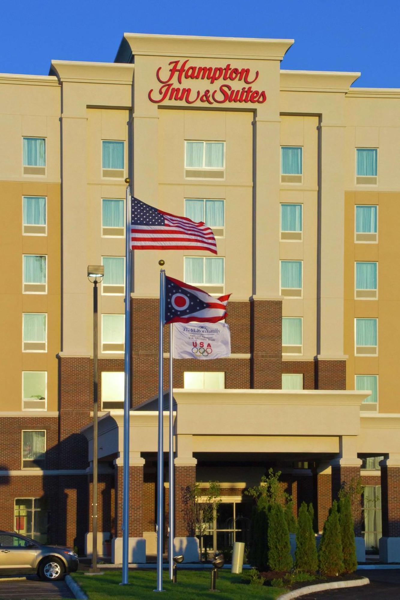 Hampton Inn & Suites Columbus/University Area Exterior photo